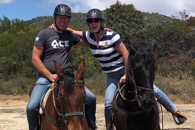 1h – Horse Trail - The Guide Matters: Kevin’s Vine Stories and the Team’s Friendly Tone