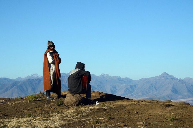 3 days Lesotho Private Tour, Sani Pass and Maletsunyana Falls - Morning starts and Sani Pass day: viewpoints, border life, and diamond country