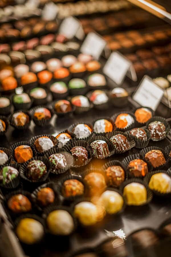 AFRIKOA Bean-to-Bar Chocolate Experience - What’s included (and what you’ll likely want to buy)