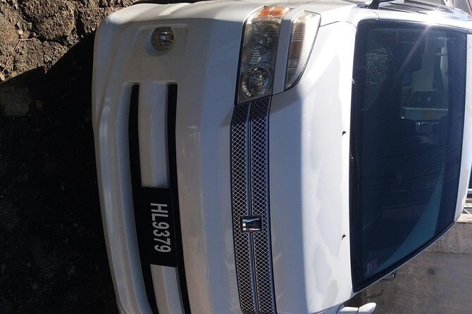 Airport Round-trip Transfer St. Lucia - Who This Transfer Fits Best (and Who Might Want Something Else)