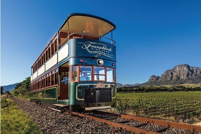 Airport Shuttle to and from Cape Town Airport - Price and Group Value: Paying for a Private Ride