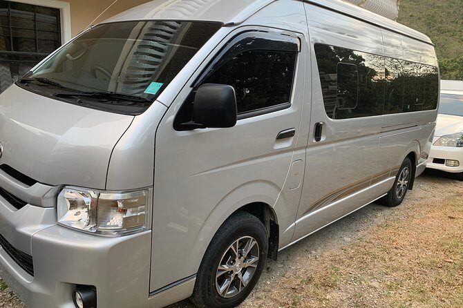 Airport Transfer Private: One-way - Hewanorra & George Charles Airport - Price and value: what $25 per person buys on arrival day