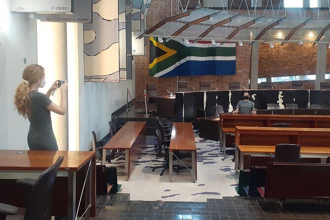 Apartheid museum, Soweto and Joburg highlights tour - Hostels of Soweto and the rhythm of a long historical day