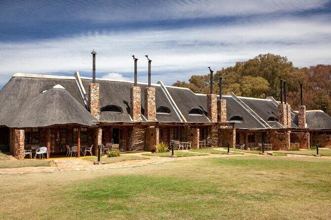 Aquila Safari Game Drive Lunch & Transfers from Cape Town - A Full-Day Aquila Safari from Cape Town: what you’re really buying