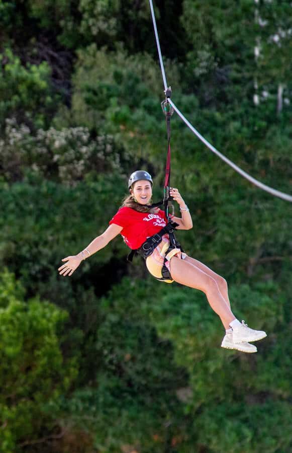 Bloukrans Bridge: Zipline, Hangout, and SkyWalk Adventure - Harness up and connect to safety lines (without guessing)
