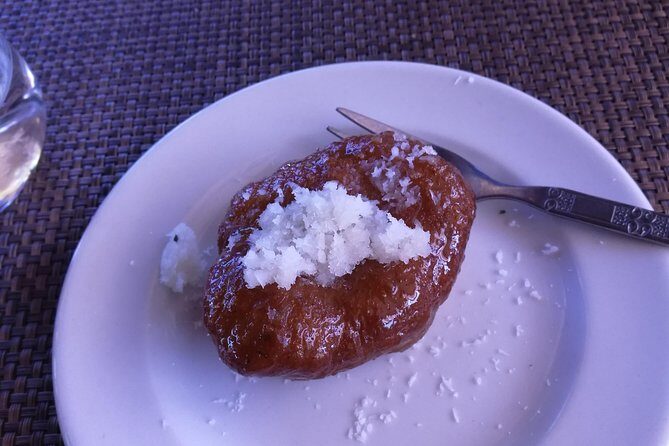 Bo-Kaap: Walk with a local - Stop 3: Atlas Trading Company and the Smell of Cape Malay Cooking