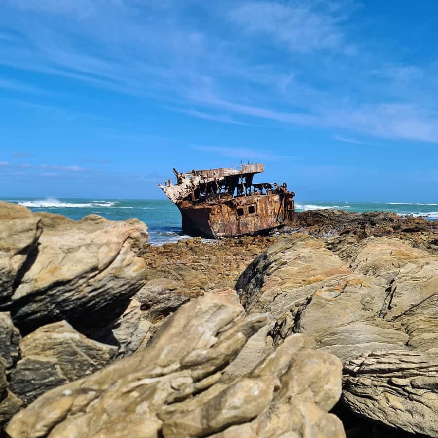 Cape Agulhas: Private Day Tour to Africa's Southernmost Tip. - Cape Agulhas stop: guided walk plus the two-ocean view