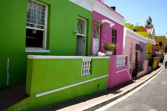 Cape of Good Hope & Penguins Full Day Tour From (The Mother City) Cape Town. - Old Cape Point Lighthouse: your choice of stairs or funicular