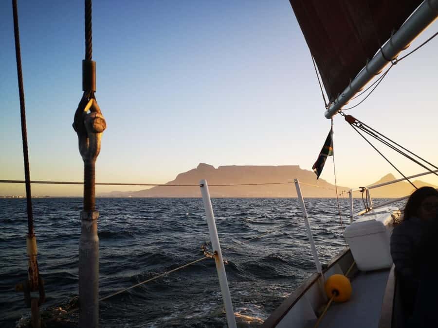 Cape Town: 1 Hour Table Bay Sailing Tour - The bar onboard: small upgrade, big comfort, cash-only