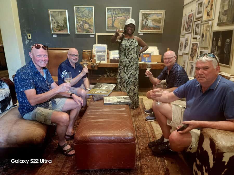 Cape Town: 15 Wine Tasting & Wildlife Small Group Tour - Why this 8-hour Cape Winelands route feels like a best-of day