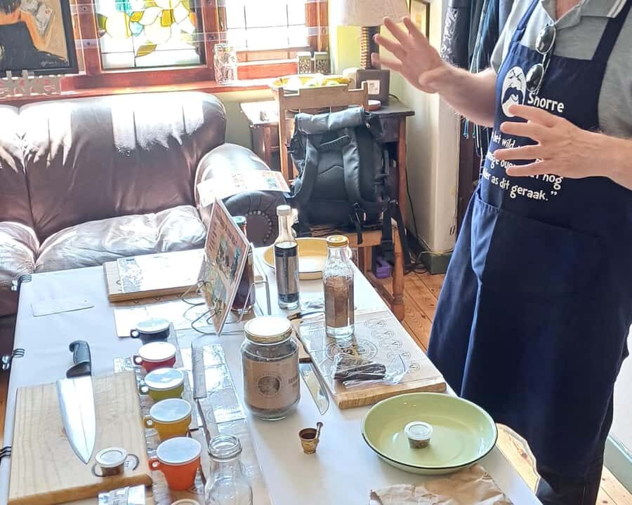 Cape Town: Afrikaans Culture And Making Traditional Biltong - Vegan Biltong: How the Class Handles Dietary Choices