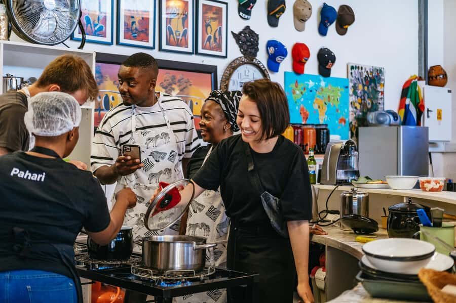 Cape Town: Authentic African Cuisine Cooking Experience - Florence and Caleb Run the Kitchen Lesson Like a Family Job
