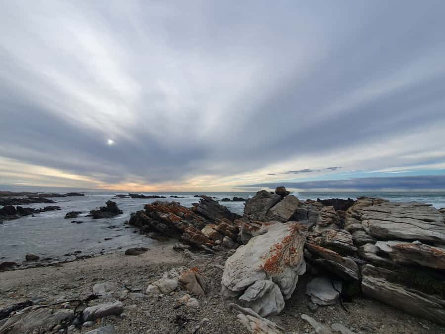 Cape Town: Cape Aghullas Van Tour with Hotel Pickup - Cape Agulhas: where the Indian and Atlantic meet