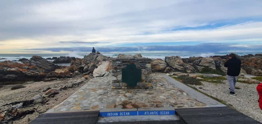 Cape Town: Cape Aghullas Van Tour with Hotel Pickup - The drive that turns sightseeing into context