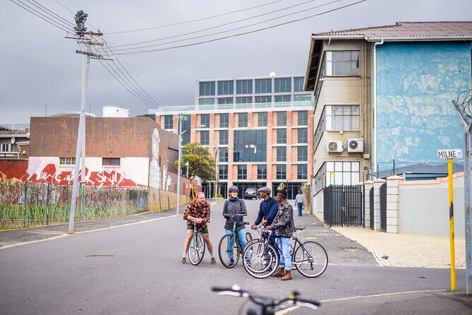 Cape Town City and Woodstock Bicycle Tour - Company’s Garden: the Dutch started with food, and it became a refuge