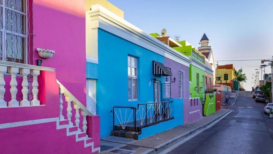 Cape Town City: Full Day Tour - Company’s Gardens and Iziko Slave Lodge: green breaks and a harder lens on the past