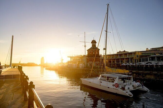 Cape Town Cruises - The Gin Voyage - Where You See Cape Town From: Table Mountain and the Waterfront Perspective
