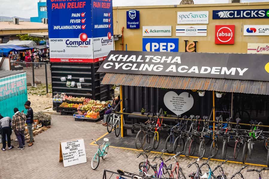 Cape Town: Cultural Bicycle Tour in Khayelitsha Township - Company’s Garden: A Break in the City Pulse