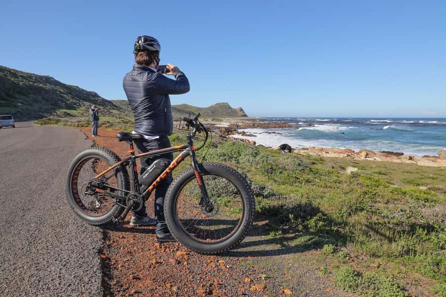 Cape Town: E-Bike Cape Peninsula Tour - Arriving at Cape Point: Lighthouse Time and the Lunch Break