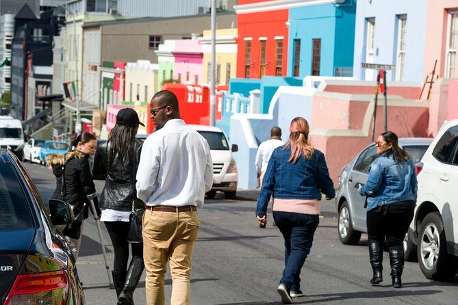 Cape Town Half Day City Tour with Table Mountain ticket - Noon Day Gun and Signal Hill: the viewpoint that feels earned