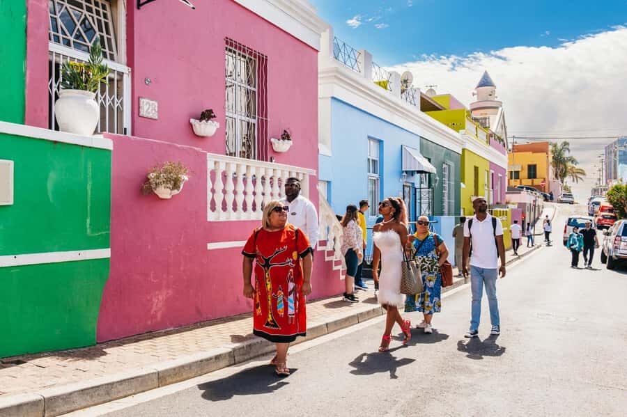 Cape Town: Half-Day Walking City Tour and African Lunch - From Bartolomeu Dias to Cape Town Central: getting your bearings
