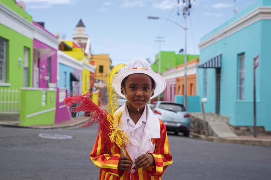 Cape Town: Introductory City Tour by Foot and Minibus - Bo-Kaap and the Cape Malay Quarter: Colorful Streets on Foot