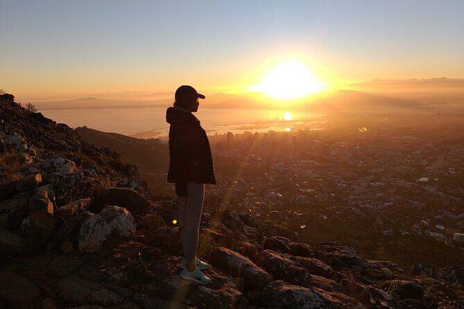 Cape Town: Lion's Head Hike - Views you’ll be chasing: Table Bay, Camps Bay, the city, and more