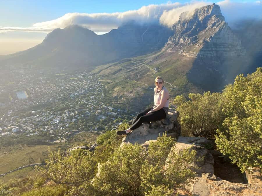 Cape Town: Lion's Head Sunrise Hike - What you’ll see from 670 meters: Table Mountain, Robben Island, and the beaches