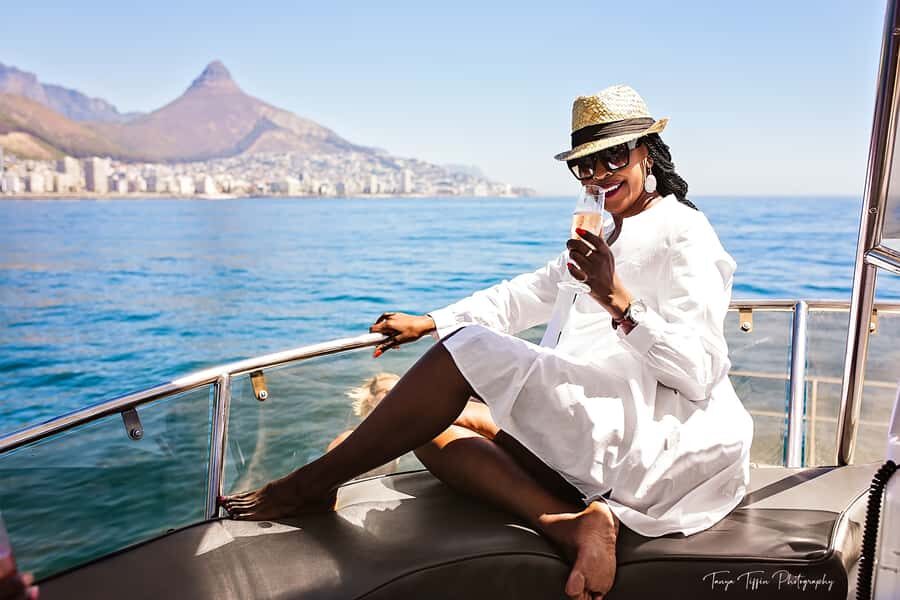 Cape Town: Morning Cruise with Prosecco - Chilled Prosecco on the Water: Simple, Not a Party Cruise
