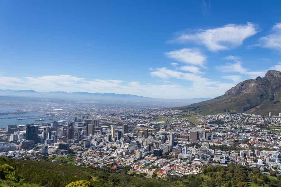 Cape Town: Private Full Day City & Winelands Tour - Guide and Language Support: English, Portuguese, French, German, Spanish