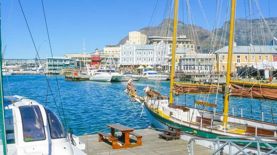 Cape Town Private Tour with a Local Highlights & Hidden Gems - Starting at Cape Town City Hall: Easy Meet-Up, Good Way to Orient