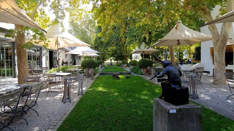 Cape Town: Private Wine Tour with Tastings and Lunch - Stellenbosch and Franschhoek in one day: what you’re actually gaining