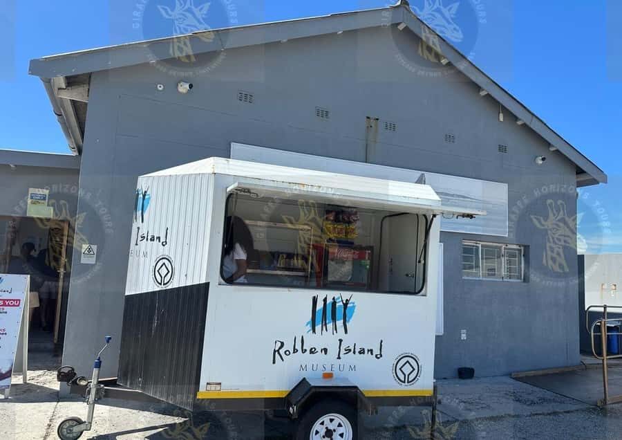 Cape Town: Robben Island Half-Day Tour w/ Pre-Booked Ticket - The ferry and Nelson Mandela Gateway: simple, but show up ready
