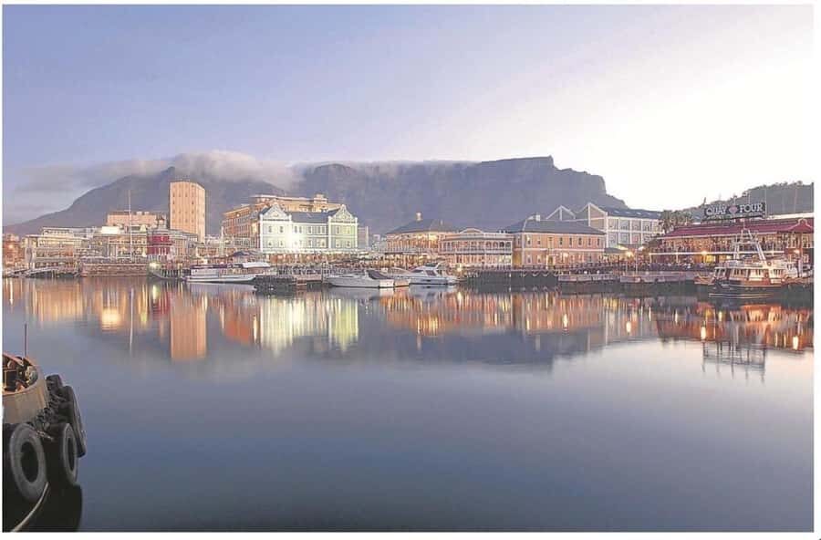 Cape Town: Robben Island Half-Day Tour with Entry Tickets - Quick hits