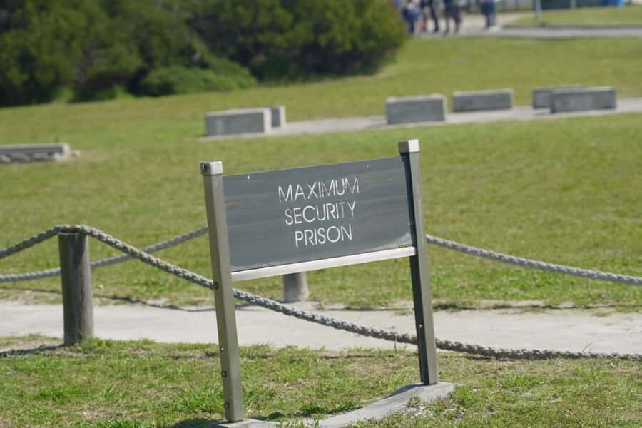 Cape Town: Robben Island Museum Tour with Ferry Ride - Mandela’s cell, the lime quarry, and key prison buildings