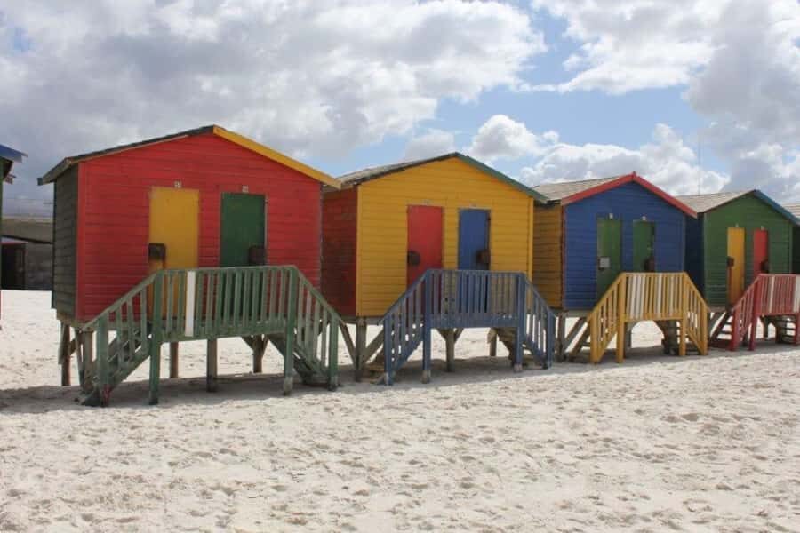 Cape Town: Some Attractions of the Cape (private & exclusiv) - Muizenberg and the Changing Hats Photo Moment