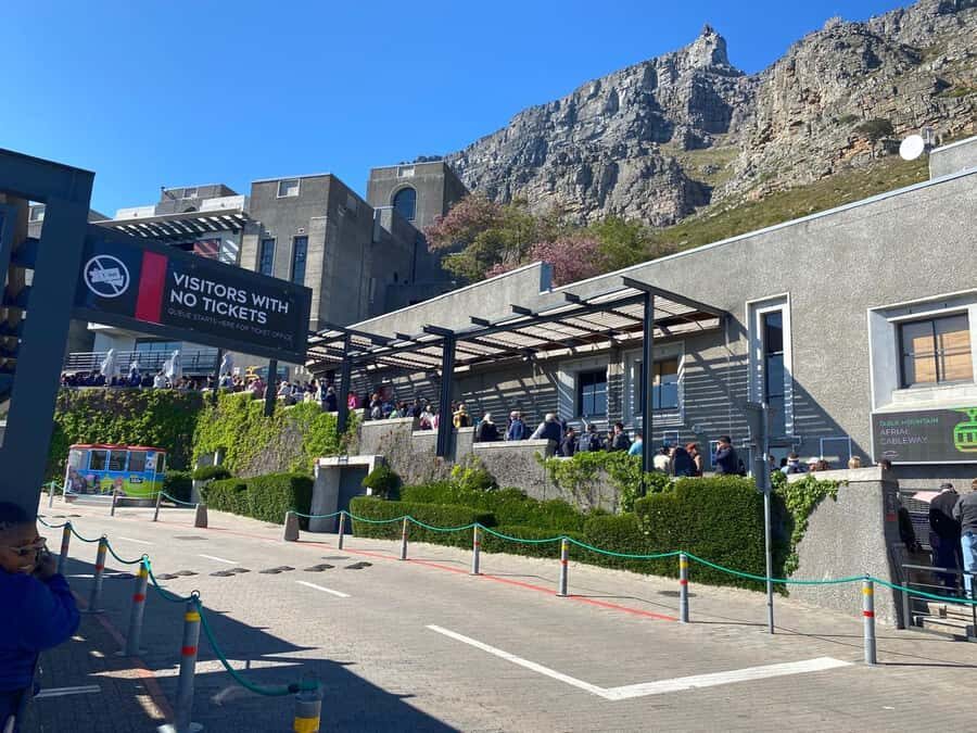 Cape Town: Table Mountain Half-Day Tour with Cable Car Ride - Cape Town Pickup and the Drive That Sets the Tone