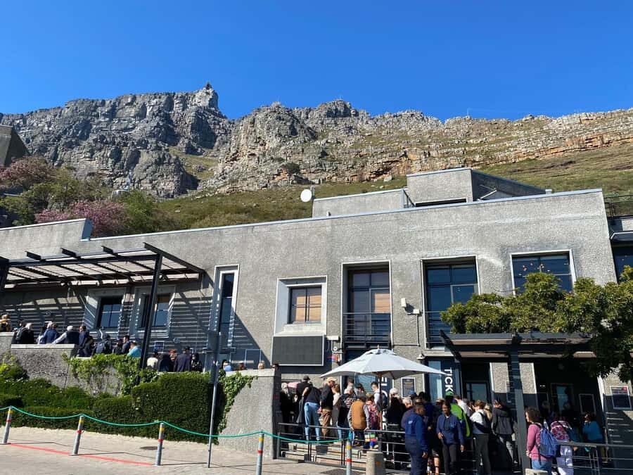 Cape Town: Table Mountain Half-Day Tour with Cable Car Ride - The Aerial Cableway Ride: Rotating Floors and 360 Views