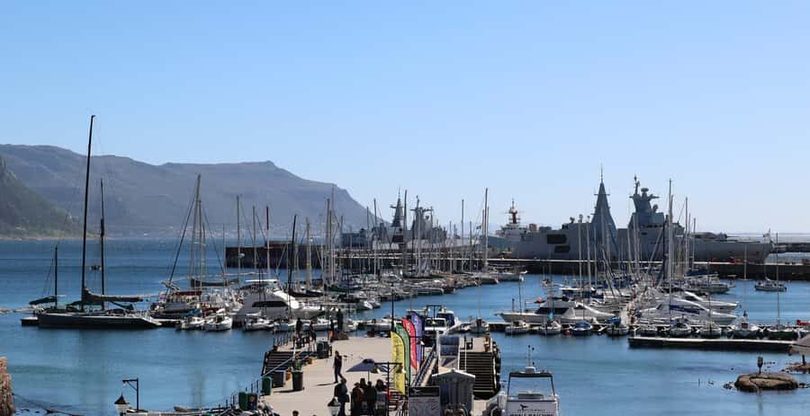 Cape Town: Table Mountain, Penguins & Cape Point Group Tour - Why This Route Works So Well for First-Time Cape Town Visitors