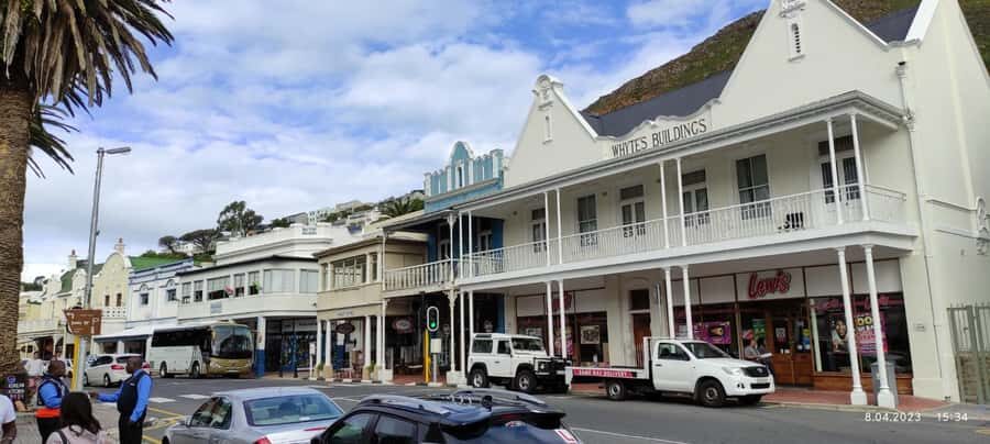 Cape Town: Table Mountain,Cape Point & Penguins Private Tour - Bo-kaap Malay Quarter: Color Cottages and a Quick Walk