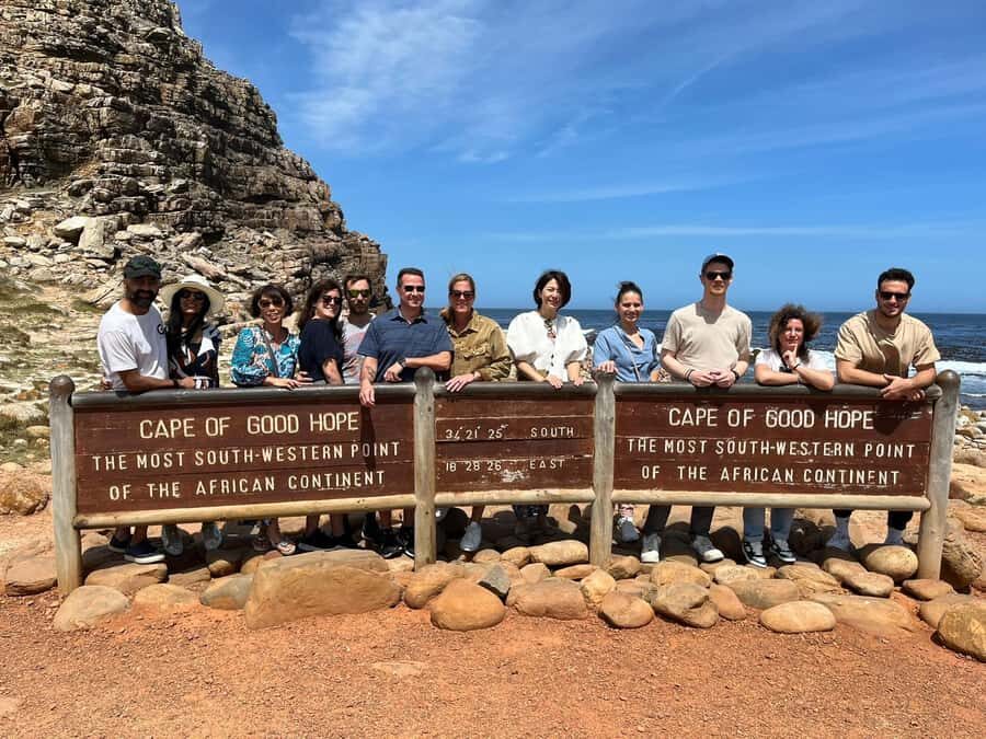 Cape Town: Table MT, Cape Point & Penguins Instagram Tour - Lunch in Simon’s Town and the last color stops