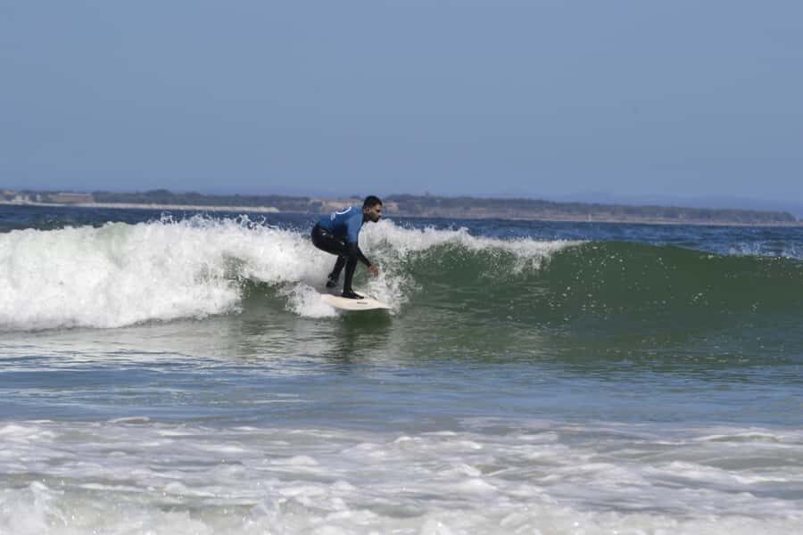 Cape Town:Learn to surf with the best view of Table Mountain - Weather, cancellations, and what to wear in Cape Town water