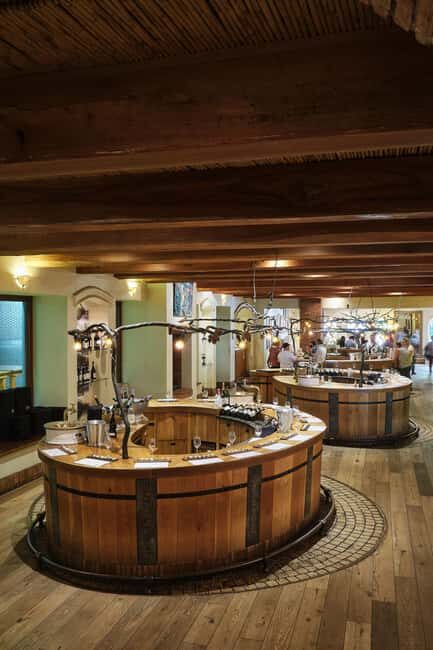 Cape Wineland 3 Award Winning Vineyards - Weather-ready day planning: rain or shine, still a full experience