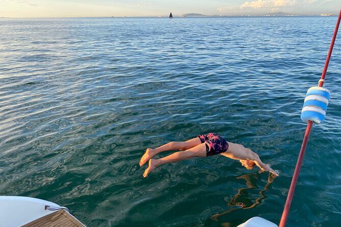 Catamaran Cruise in Cape Town - Who This Cruise Fits Best