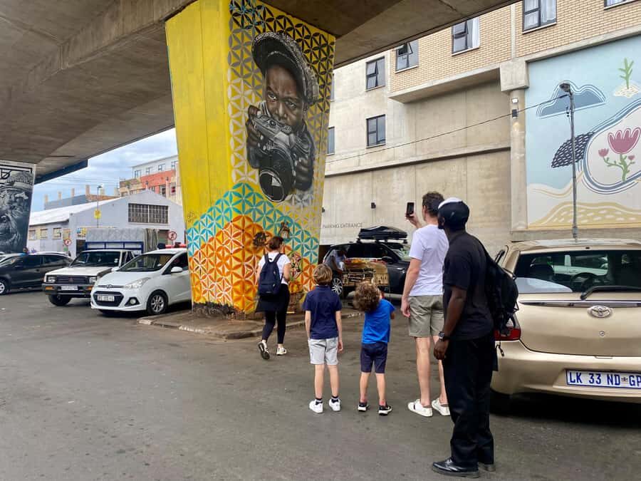 Colours of Johannesburg: A Graffiti & Street Art Tour - The graffiti store stop: supplies, merch, and why it’s part of the story