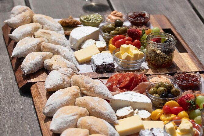 Constantia Wine Walk Storytelling Vineyard Tour with Lunch - Wine tastings and lunch: how the day adds up