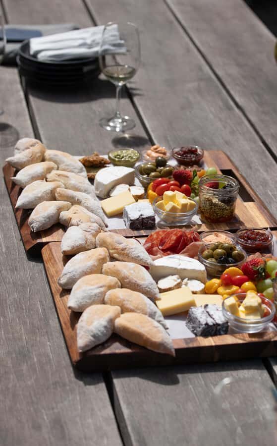 Constantia: Wine Walk with Lunch and Enchanting Stories - Meeting point and getting there: Red Bus Parking near Jonkershuis