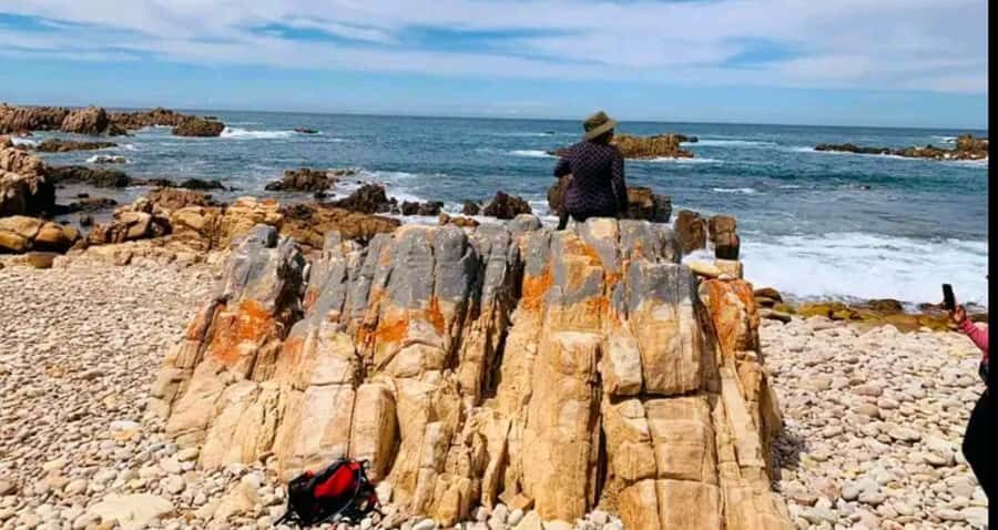 Costal Hiking Sacramento Trail: Port Elizabeth - Shipwreck reminders of the Sacramento: history you can walk around