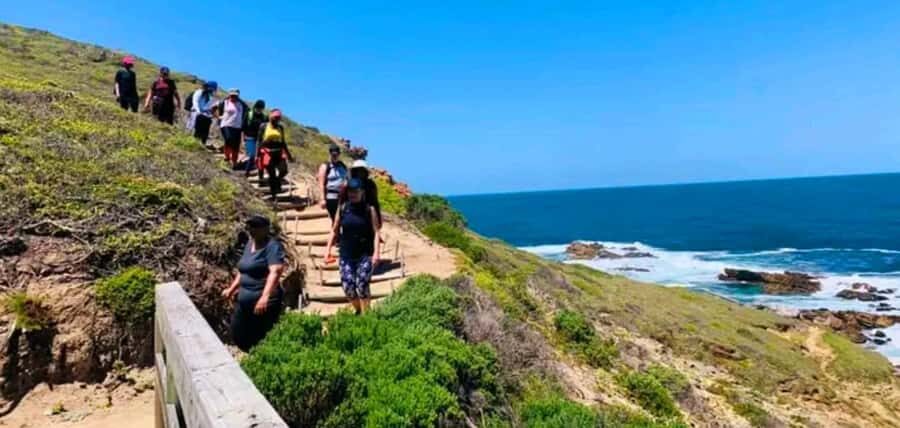 Costal Hiking Sacramento Trail: Port Elizabeth - Getting to the start in Port Elizabeth without wasting your morning