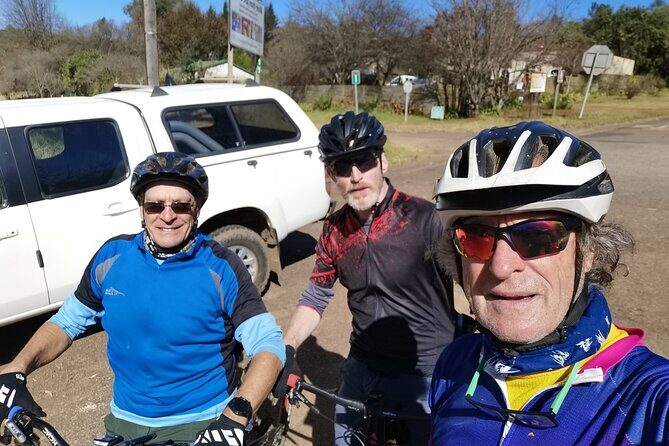 Cycling The Cradle of Humankind in Game Reserve - Stops for photos and historical sights (without killing your rhythm)